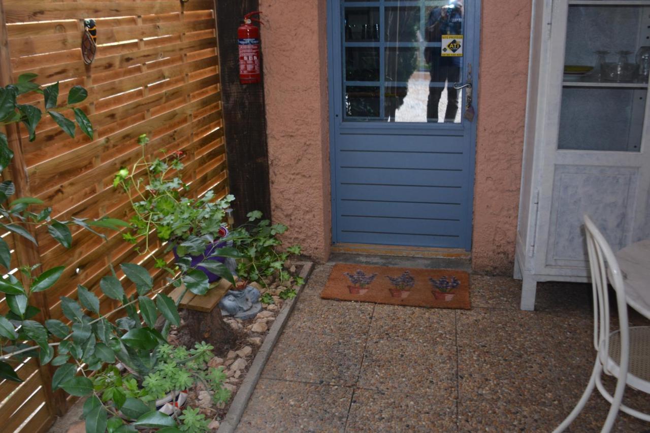 Mas Les Cigales Bed and Breakfast Roaix Esterno foto